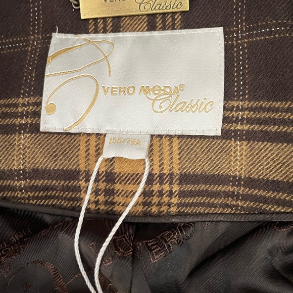 COPY - Vero moda Classic carmelite plaid jacket size XS - Picture 7 of 8